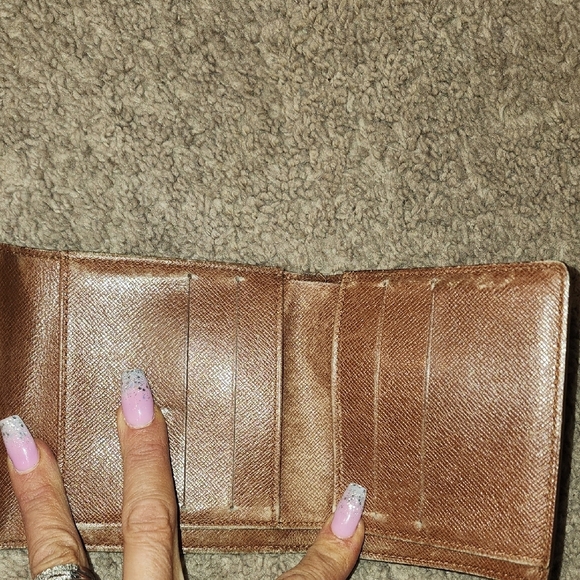 Louis Vuitton Gold and Brown Monogram Wallet - Picture 10 of 11